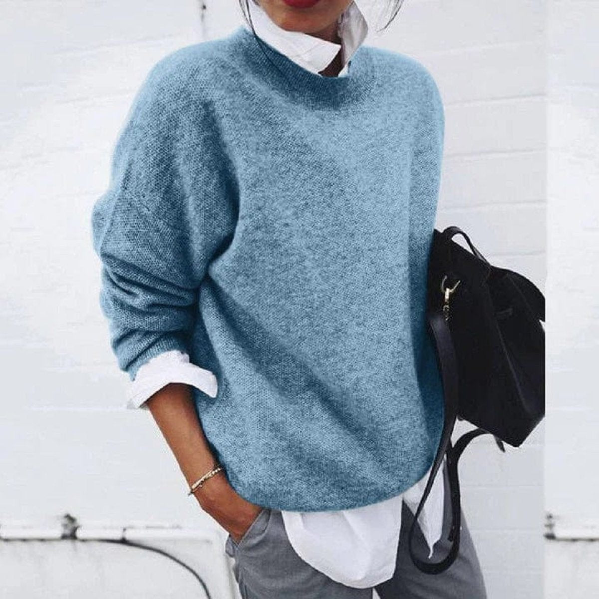 Beatrice | Women's Relaxed Crew Neck Soft Knit Jumper - Blue