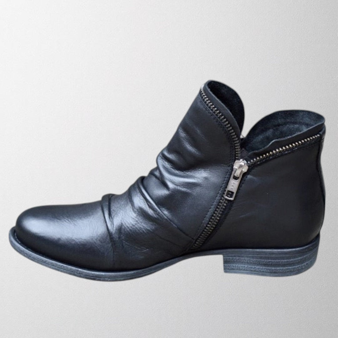 George | Women's Ruched Ankle Boot with Side Zip Flat Heel - Black