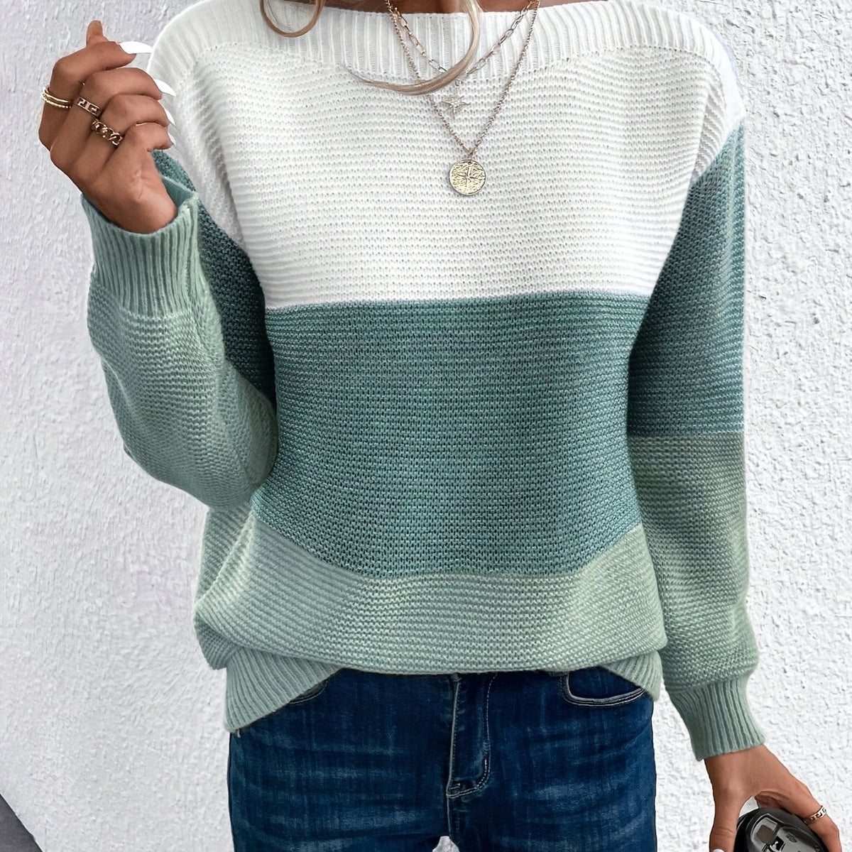 Ivy | Women's Oversized Drop-Shoulder Colour-Block Knit Sweater - Green