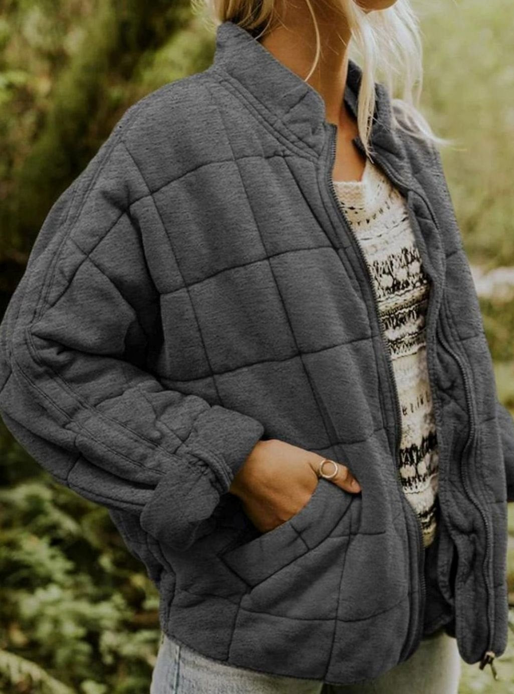 Sophie | Women's Diamond-Quilted Slim-Fit Jacket with Stand Collar and Full Zip - Dark Gray